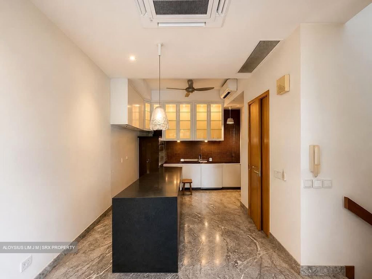 Hillcrest Villa (D11), Terrace #605525371